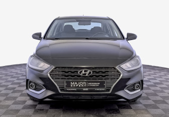 Подержанный автомобиль Hyundai Solaris Sedan 2017 года (2 фото)
