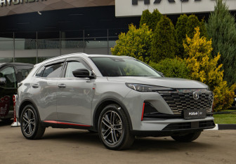 Подержанный автомобиль Changan UNI-T 2023 года (2 фото)