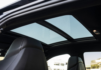 Подержанный автомобиль BMW X6 2021 года (26 фото)