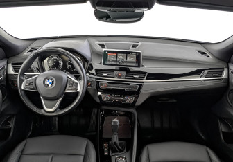Подержанный автомобиль BMW X2 2022 года (14 фото)