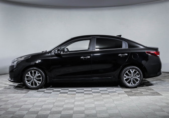 Подержанный автомобиль Kia Rio Sedan 2021 года (8 фото)