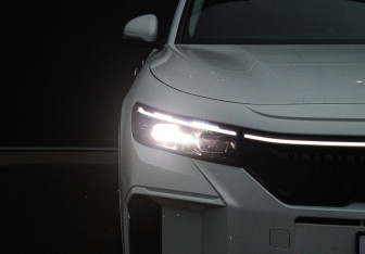 Подержанный автомобиль Voyah Free 2023 года (25 фото)