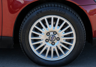 Подержанный автомобиль Volvo S40 2008 года (20 фото)