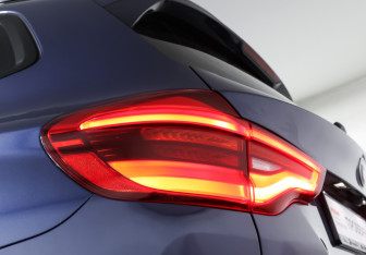 Подержанный автомобиль BMW X3 2018 года (24 фото)