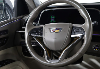 Подержанный автомобиль Cadillac Escalade Suv 2021 года (15 фото)