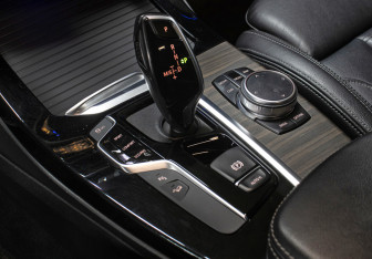 Подержанный автомобиль BMW X3 2019 года (19 фото)