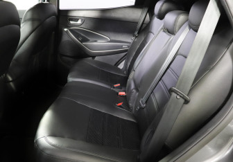 Подержанный автомобиль Hyundai Santa Fe 2014 года (12 фото)