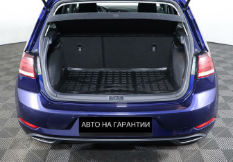 Подержанный автомобиль Volkswagen Golf Hatchback 2018 года (20 фото)