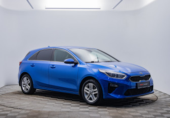 Подержанный автомобиль Kia Ceed Hatchback 2019 года (3 фото)