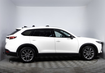 Подержанный автомобиль Mazda CX-9 2020 года (4 фото)