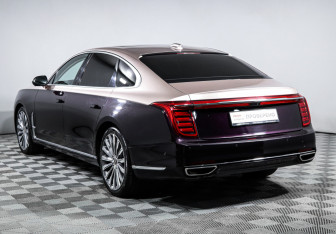 Подержанный автомобиль Hongqi H9 2023 года (7 фото)