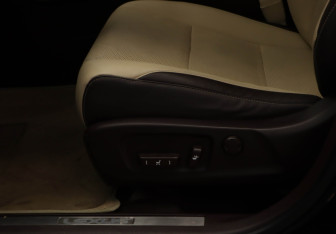 Подержанный автомобиль Lexus RX 2016 года (20 фото)