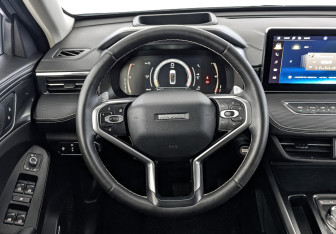 Подержанный автомобиль Haval Jolion 2023 года (21 фото)