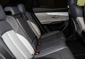 Подержанный автомобиль Changan UNI-T 2023 года (16 фото)