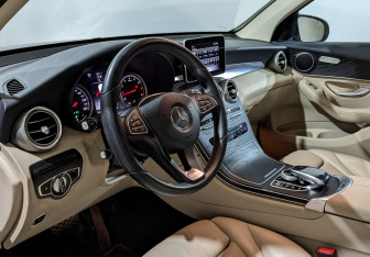 Подержанный автомобиль Mercedes-Benz GLC Coupe 2017 года (15 фото)