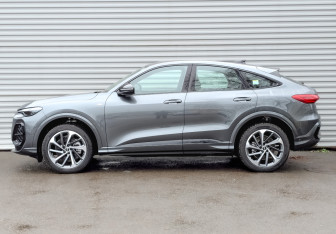 Новый Audi Q5 2025 (2 фото)