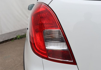 Подержанный автомобиль Opel Antara 2015 года (21 фото)