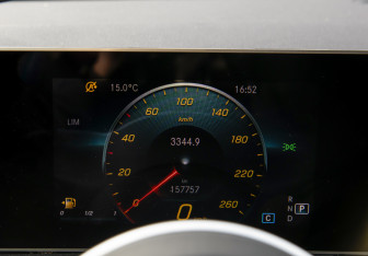 Подержанный автомобиль Mercedes-Benz GLB 2020 года (9 фото)