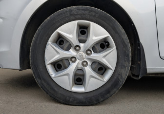 Подержанный автомобиль Hyundai Solaris Sedan 2016 года (12 фото)