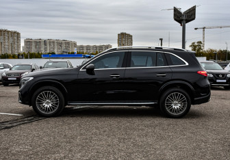 Подержанный автомобиль Mercedes-Benz GLC Coupe 2023 года (8 фото)