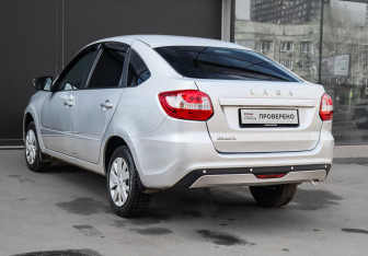 Подержанный автомобиль LADA (ВАЗ) Granta Liftback 2023 года (6 фото)