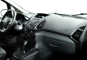 Подержанный автомобиль Ford EcoSport 2017 года (5 фото)