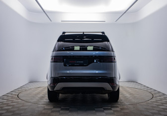 Подержанный автомобиль Land Rover Discovery 2021 года (4 фото)