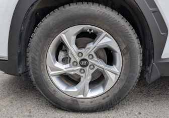 Подержанный автомобиль Hyundai Tucson 2021 года (12 фото)