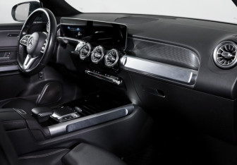 Подержанный автомобиль Mercedes-Benz GLB 2020 года (9 фото)
