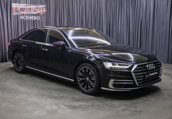 Подержанный автомобиль Audi A8 2018 года (3 фото)