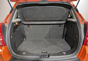 Подержанный автомобиль Opel Mokka 2013 года (10 фото)