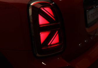 Подержанный автомобиль MINI Countryman 2020 года (29 фото)