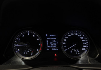 Подержанный автомобиль Hyundai Sonata 2020 года (15 фото)