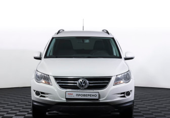 Подержанный автомобиль Volkswagen Tiguan 2008 года (2 фото)