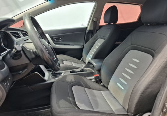 Подержанный автомобиль Kia Ceed Hatchback 2014 года (10 фото)