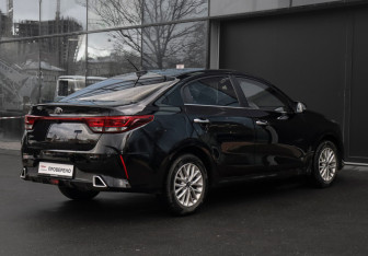 Подержанный автомобиль Kia Rio Sedan 2020 года (5 фото)
