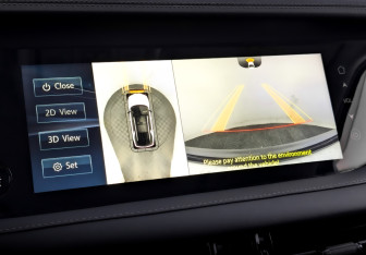 Подержанный автомобиль Changan CS95 2022 года (28 фото)