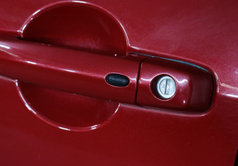 Подержанный автомобиль Suzuki Swift Hatchback 2006 года (13 фото)