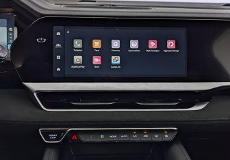 Подержанный автомобиль Geely Monjaro 2024 года (17 фото)