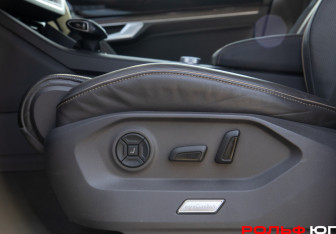 Подержанный автомобиль Volkswagen Touareg 2018 года (24 фото)