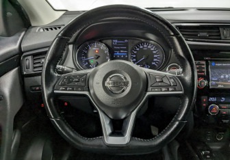 Подержанный автомобиль Nissan Qashqai 2019 года (27 фото)