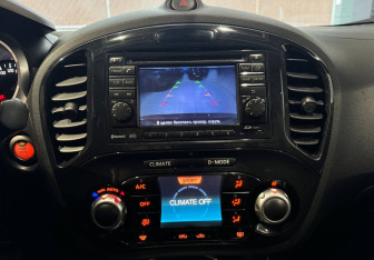 Подержанный автомобиль Nissan Juke 2011 года (16 фото)