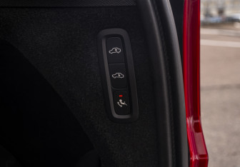 Подержанный автомобиль Volvo XC90 2019 года (25 фото)