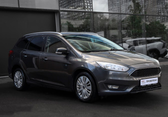 Подержанный автомобиль Ford Focus Wagon 2018 года (3 фото)
