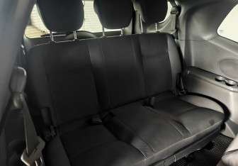 Подержанный автомобиль SsangYong Stavic 2013 года (11 фото)