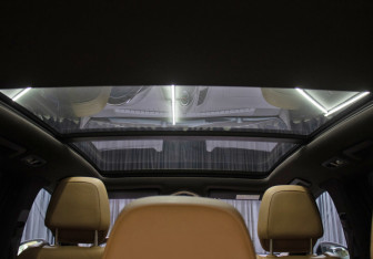 Подержанный автомобиль Porsche Cayenne 2014 года (26 фото)