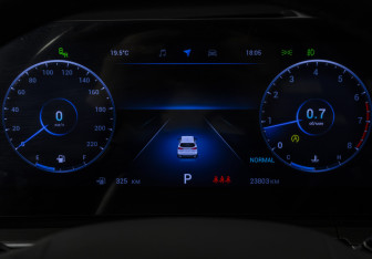 Подержанный автомобиль Chery Tiggo 8 Pro Max 2023 года (12 фото)