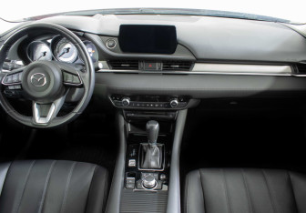 Подержанный автомобиль Mazda 6 Sedan 2018 года (11 фото)