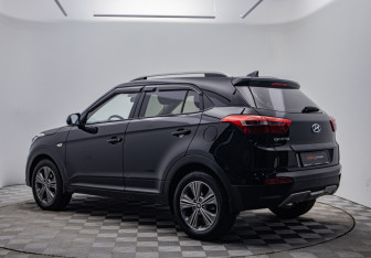 Подержанный автомобиль Hyundai Creta 2017 года (7 фото)