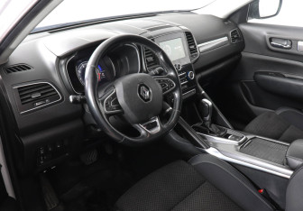 Подержанный автомобиль Renault Koleos 2017 года (9 фото)